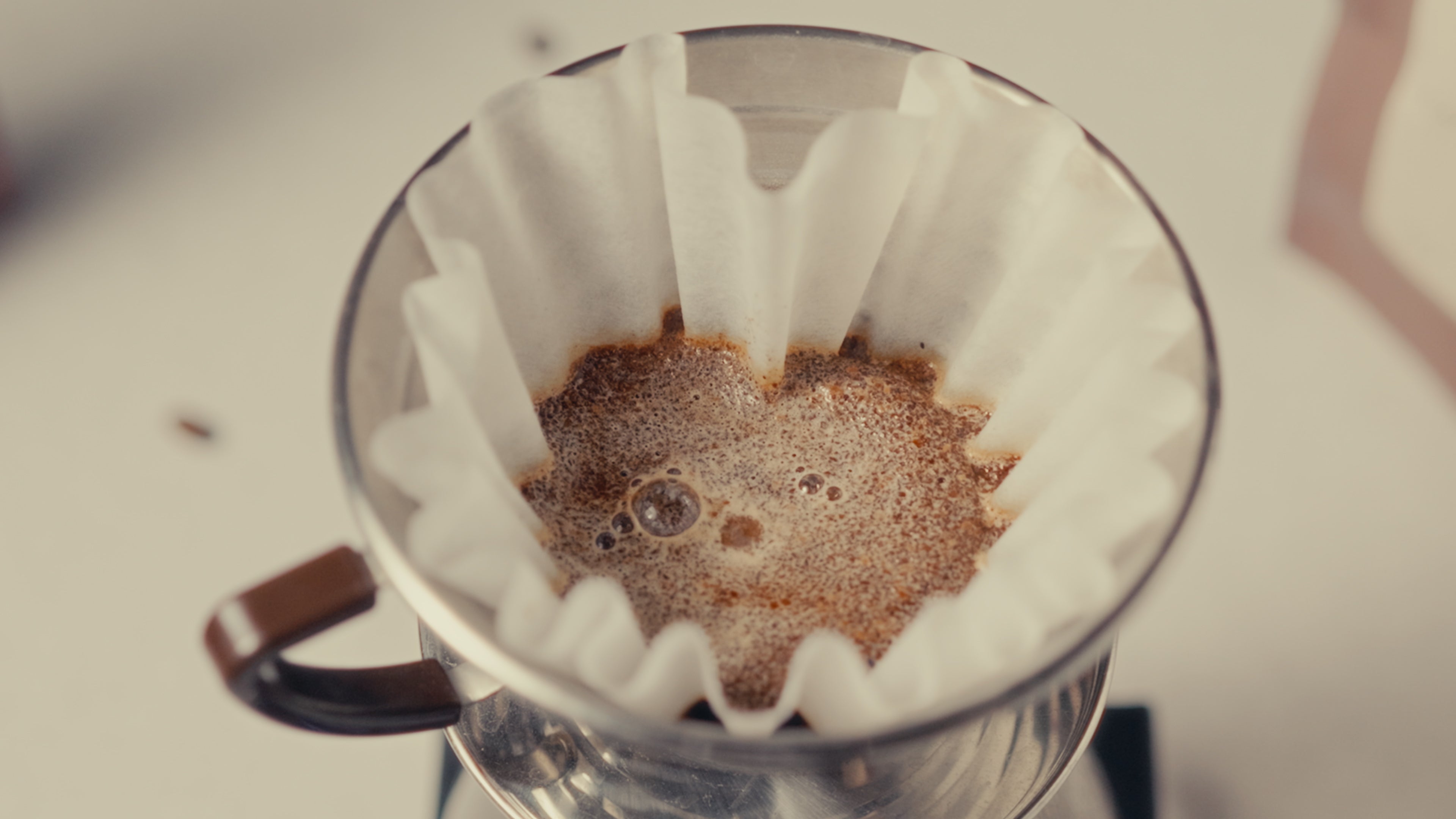 Comment bien faire son café filtre : le guide simple et complet